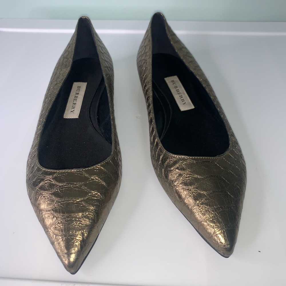 burberry burmese python skin metallic flats 39.5 new